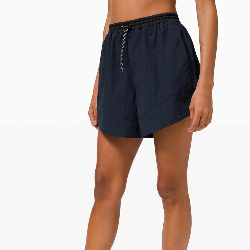 lululemon evergreen short
